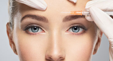 Fortgeschrittene Botox-Gesichtsbehandlung für ein jugendliches Aussehen